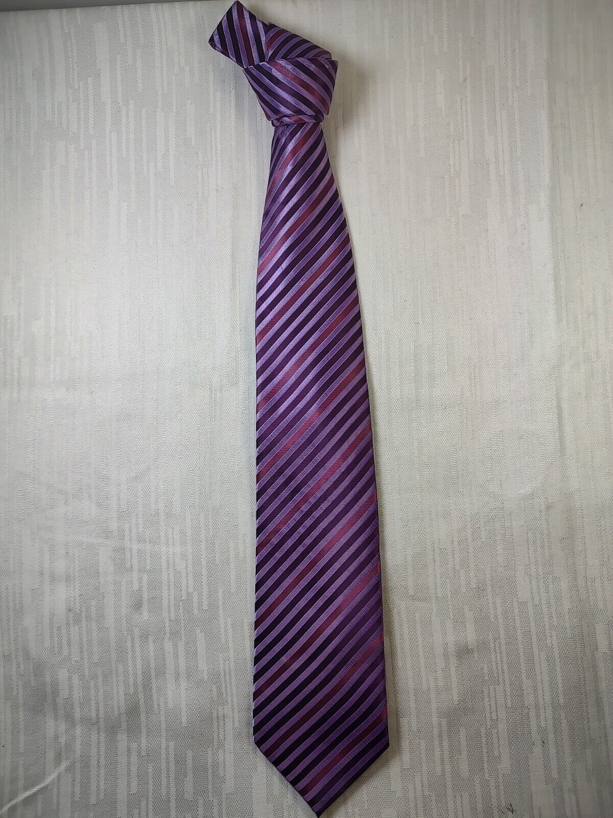 EGON VON FURSTENBERG 100% SILK TIE SETA CRAVATTA NECKTIE MADE IN ITALIA CLASSIC