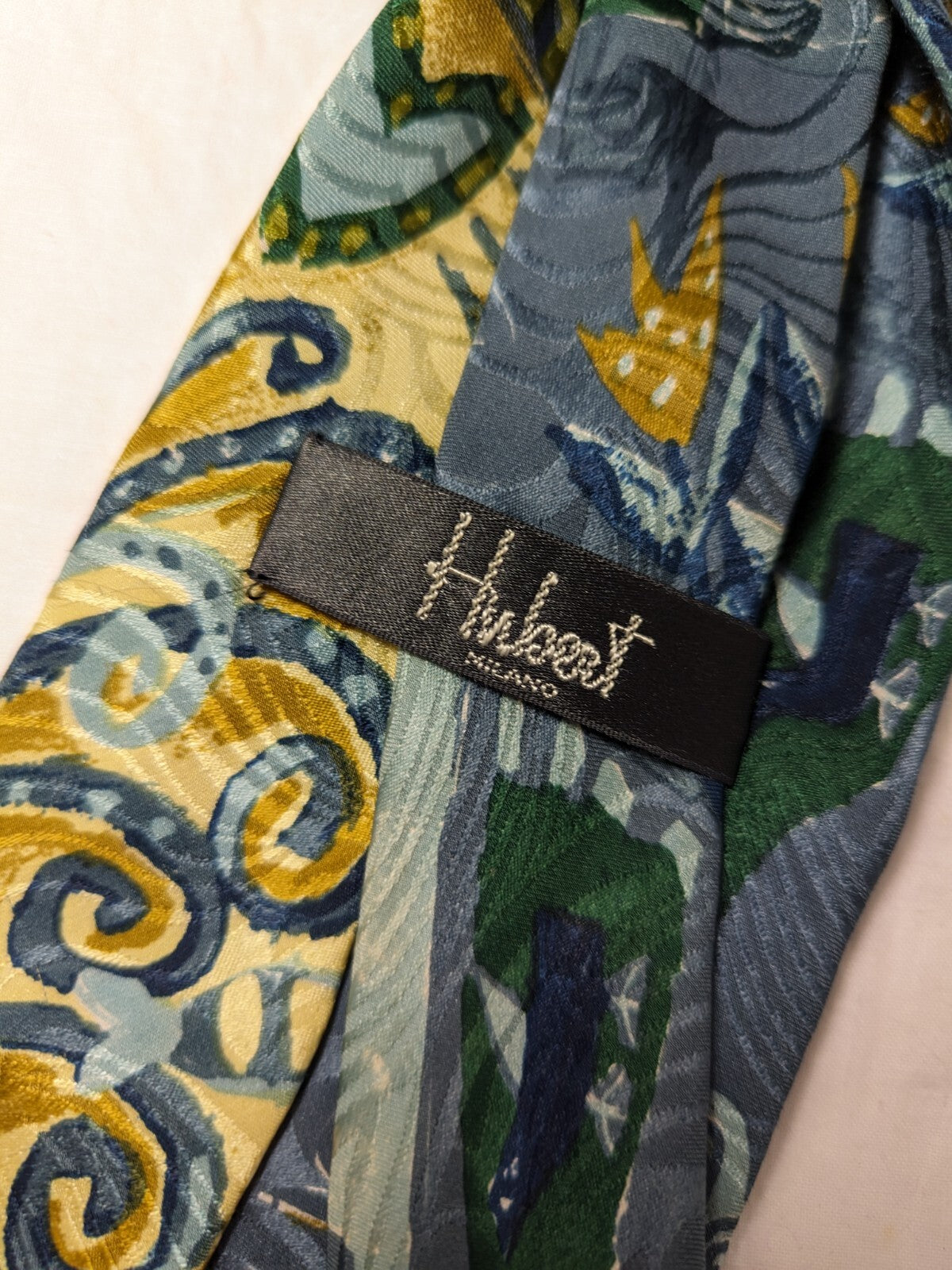 HUBERT MILANO 100%  SILK TIE SETA CRAVATTA NECKTIE MADE IN ITALY