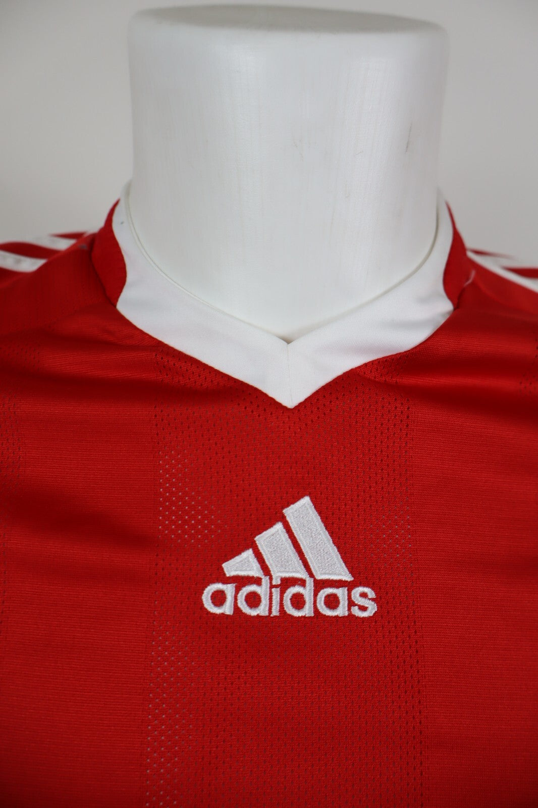 ADIDAS LIVERPOOL COMPLETO CALCIO MAGLIA SHORTS UOMO tg L FOOTBALL JERSEY CALZINI
