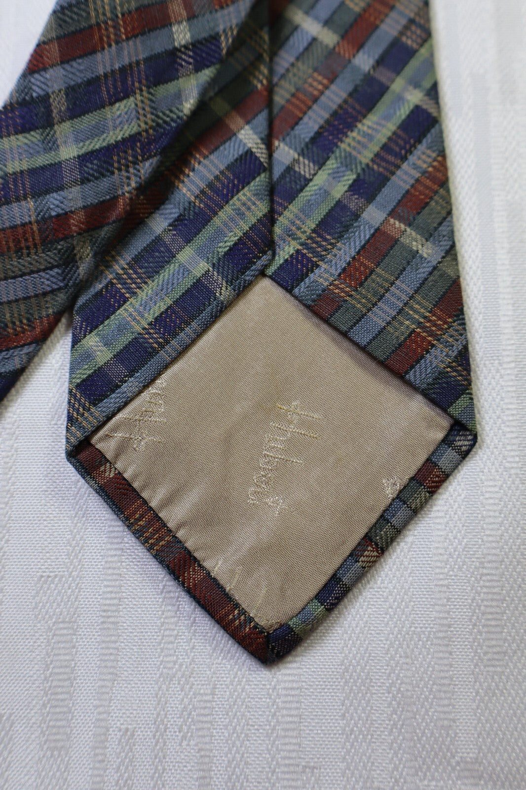 HUBERT MILANO 100%  SILK TIE SETA CRAVATTA NECKTIE MADE IN ITALY CLASSIC