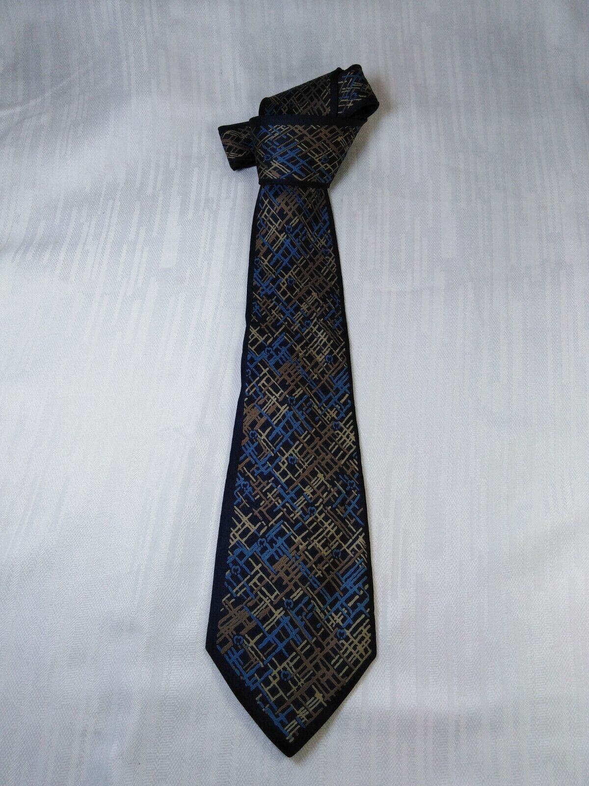 MILA SCHON 100% SETA SILK TIE CRAVATTA NECKTIE ITALY VINTAGE CLASSIC