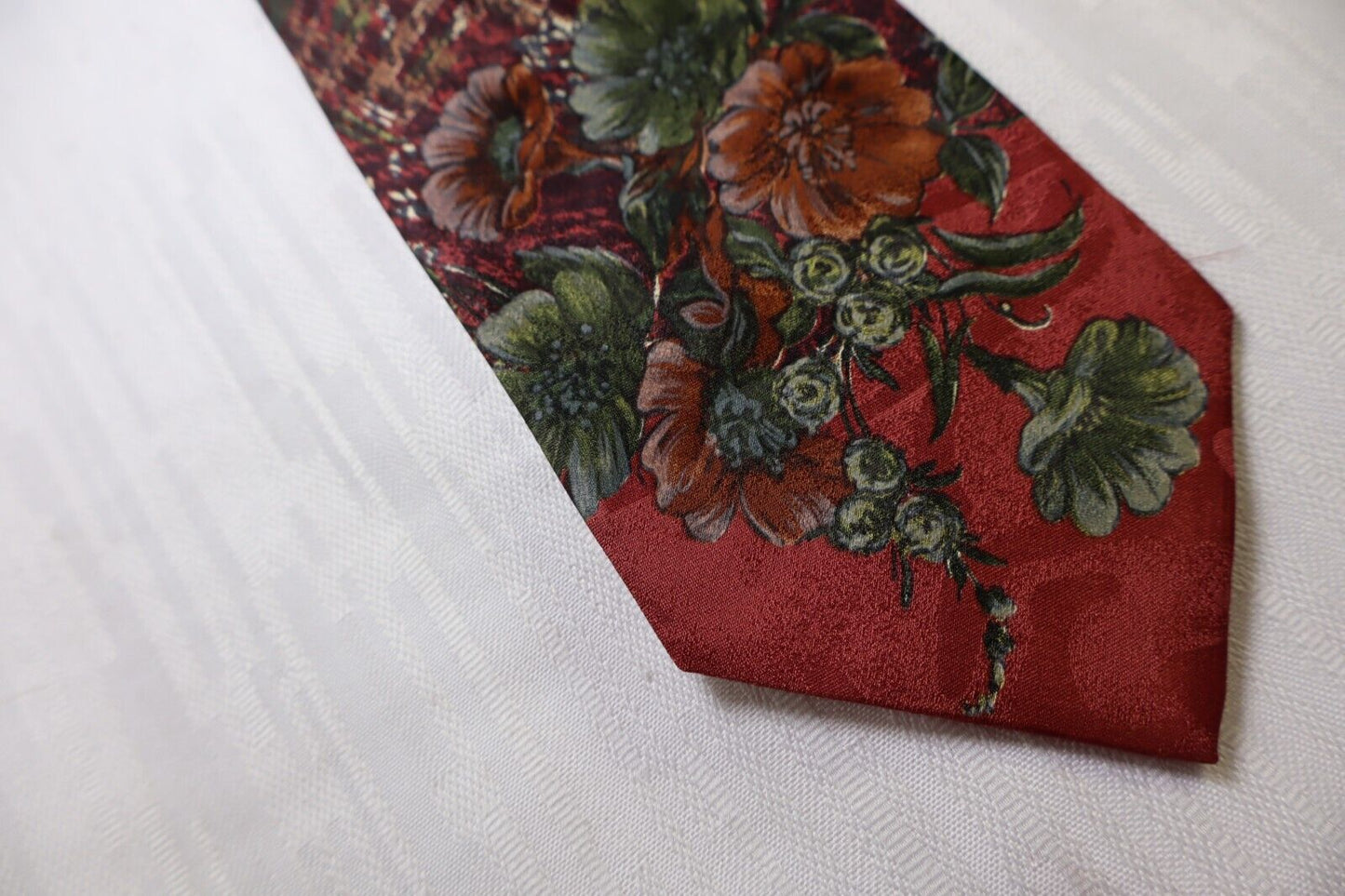 LAURA BIAGIOTTI 100% SILK TIE SETA CRAVATTA NECKTIE MADE IN ITALY CLASSIC
