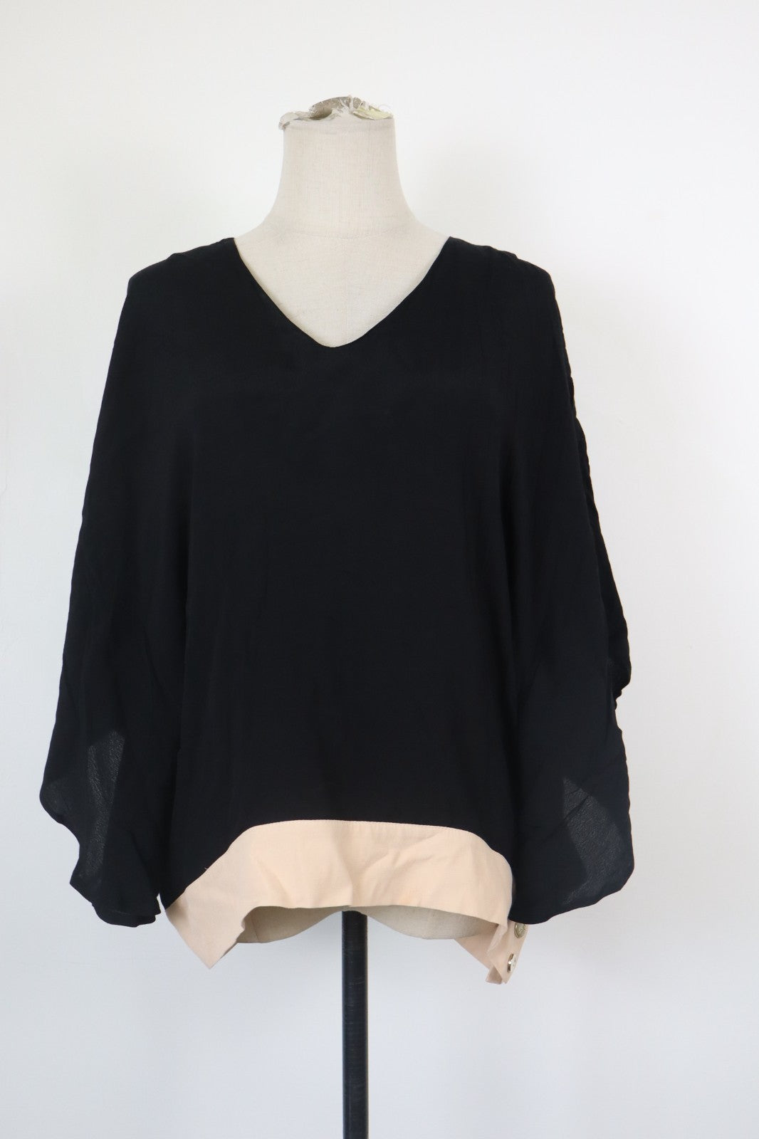 TRUSSARDI JEANS MAGLIA COPRISPALLA DONNA TG. 46 WOMAN CASUAL T-SHIRT CON TAG