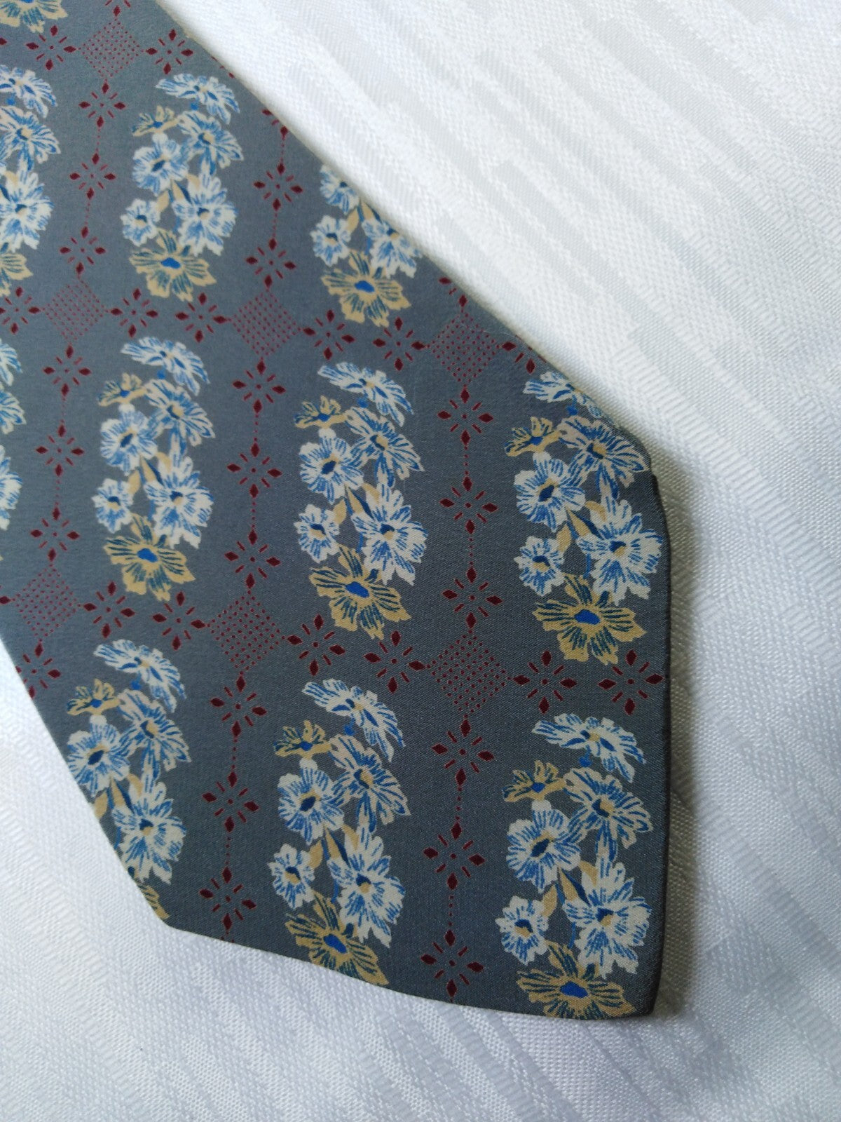 EMANUEL UNGARO 100% SILK TIE SETA CRAVATTA NECKTIE MADE IN ITALY