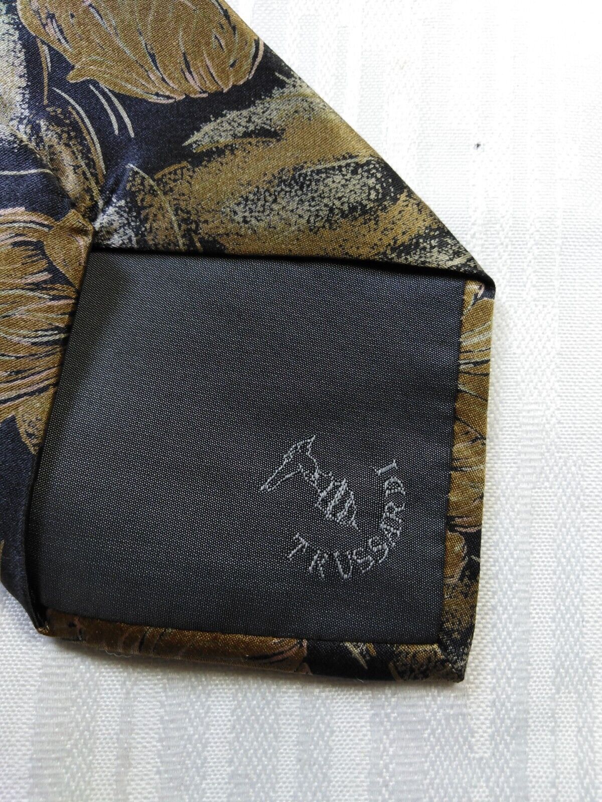 TRUSSARDI 100% SETA SILK TIE CRAVATTA NECKTIE ITALY VINTAGE CLASSIC