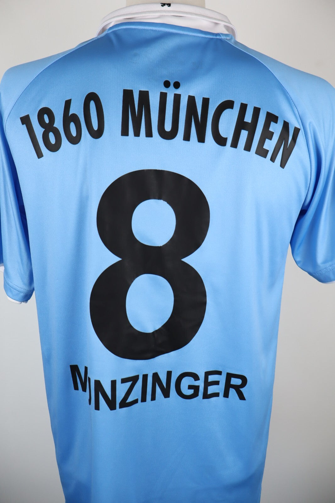 UHL SPORT TSV MONACO 1860  N. 8  MUNZINGER MAGLIA CALCIO UOMO Tg M SOCCER JERSEY