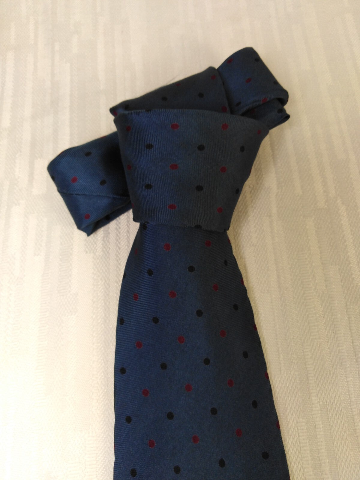 GUY LAROCHE 100% SILK TIE SETA CRAVATTA NECKTIE VINTAGE CLASSIC MADE IN USA