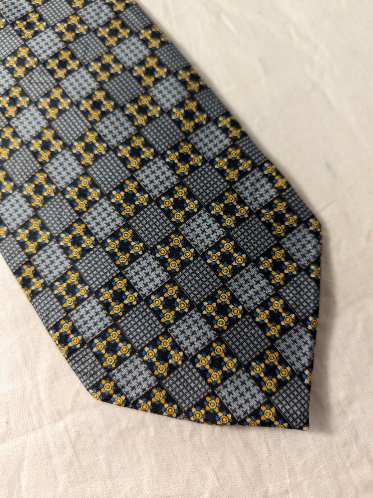 NINO SALZANO 100%  SILK TIE SETA CRAVATTA NECKTIE MADE IN ITALY