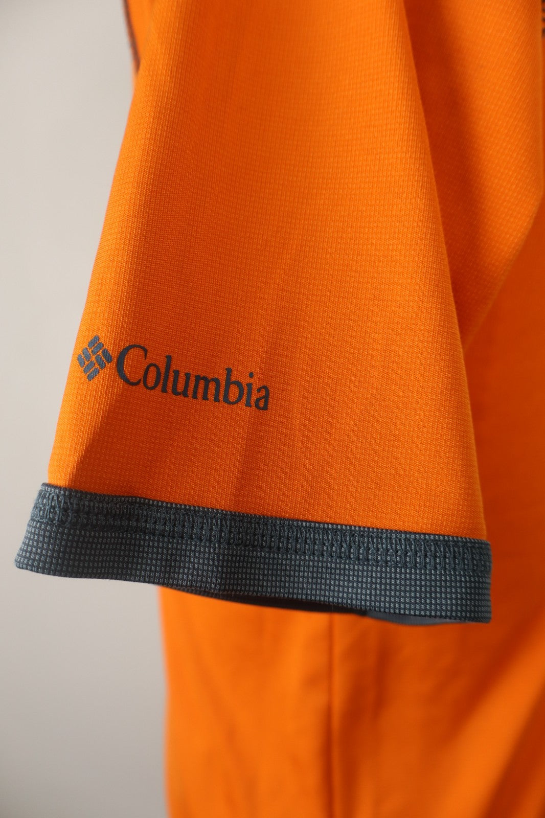 COLUMBIA MAGLIA TECNICA SPORT UOMO TG L MAN T-SHIRT CASUAL VINTAGE ARANCIONE