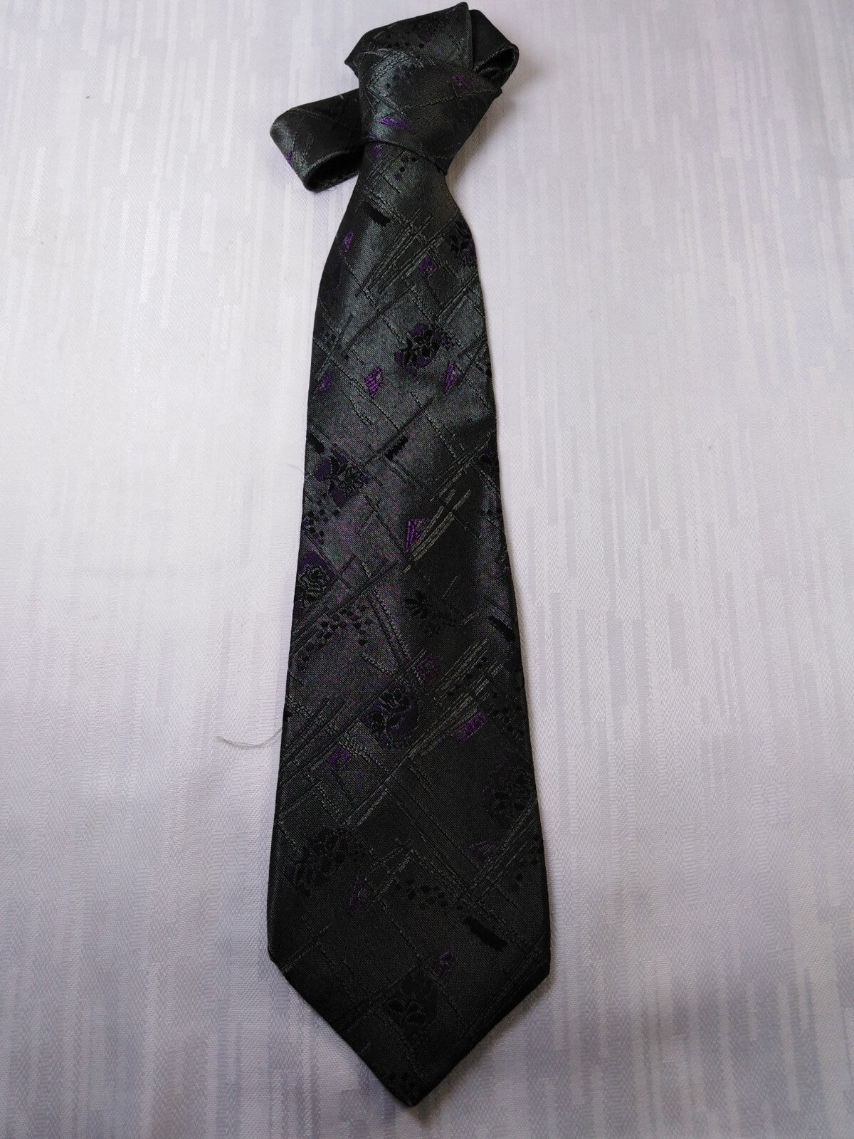 TRUSSARDI  100% SETA SILK TIE CRAVATTA NECKTIE ITALY VINTAGE CLASSIC