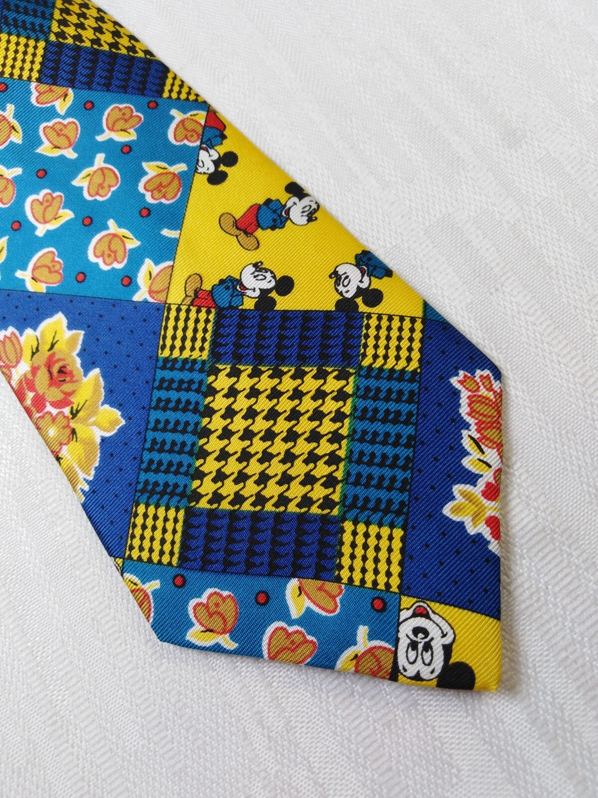 WALT DISNEY ISIDE 100% SILK TIE SETA CRAVATTA NECKTIE ITALY VINTAGE CLASSIC