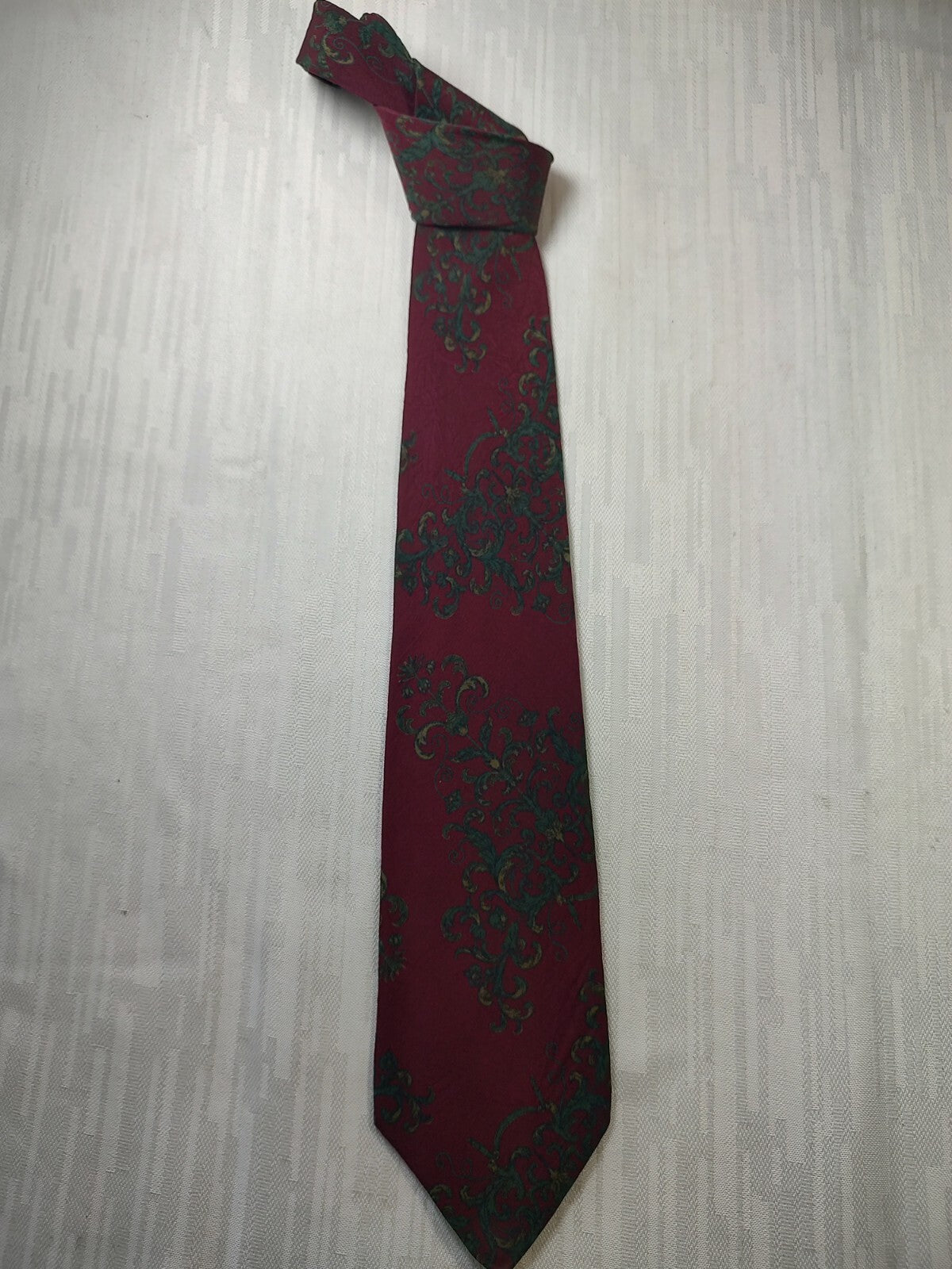 HUBERT 100% SILK TIE SETA CRAVATTA NECKTIE MADE IN ITALY CLASSIC