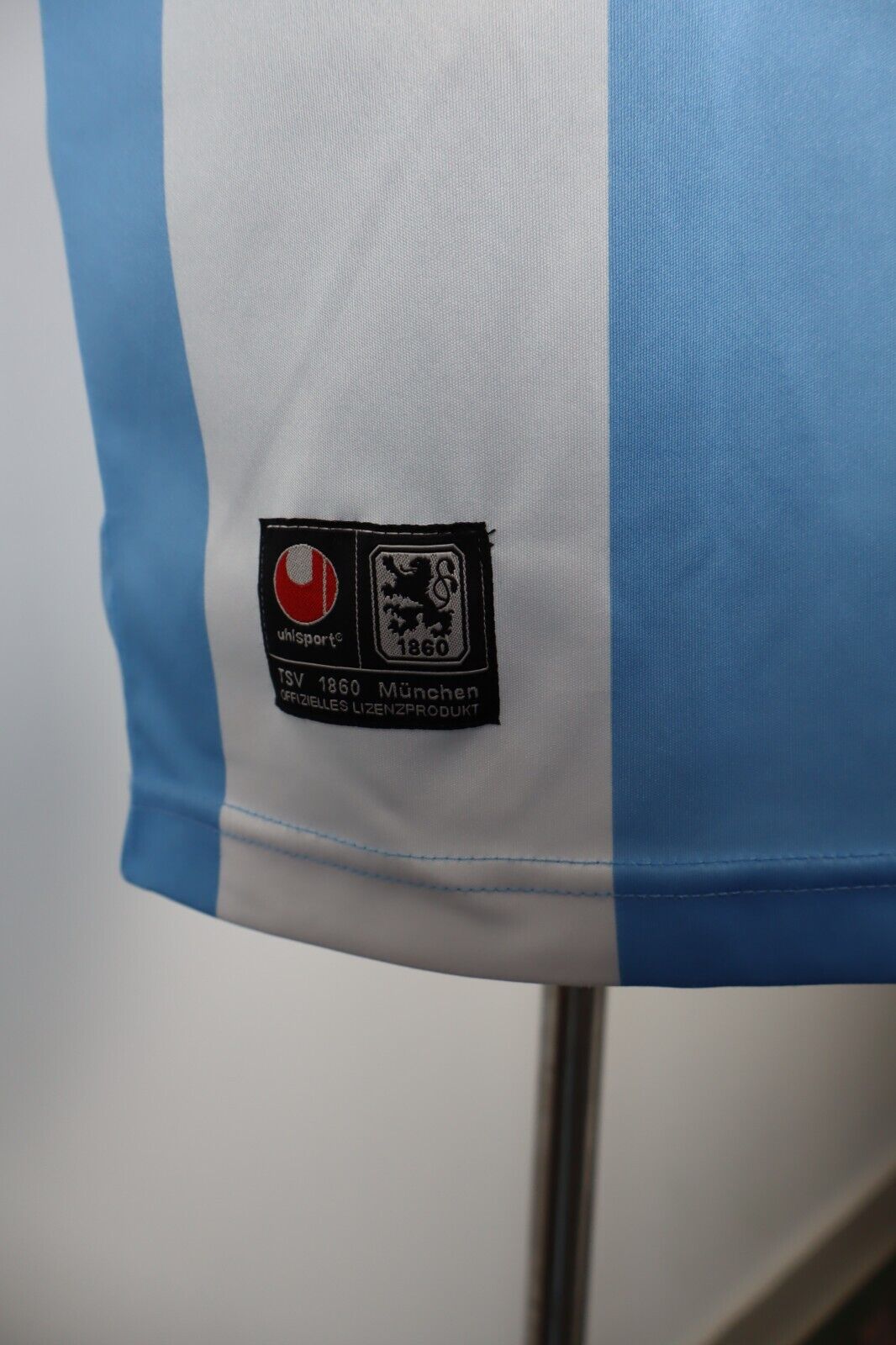 UHL SPORT TSV MONACO 1860  N. 8  MUNZINGER MAGLIA CALCIO UOMO Tg M SOCCER JERSEY