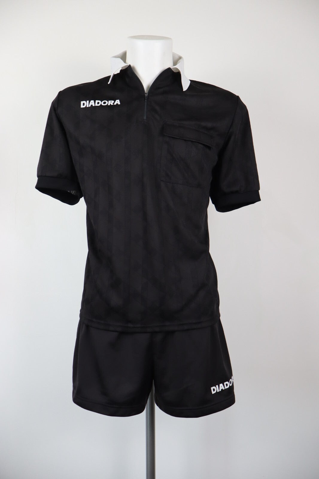 DIADORA COMPLETO ARBITRO CALCIO MAGLIA SHORTS UOMO tg. L FOOTBALL SPORT JERSEY