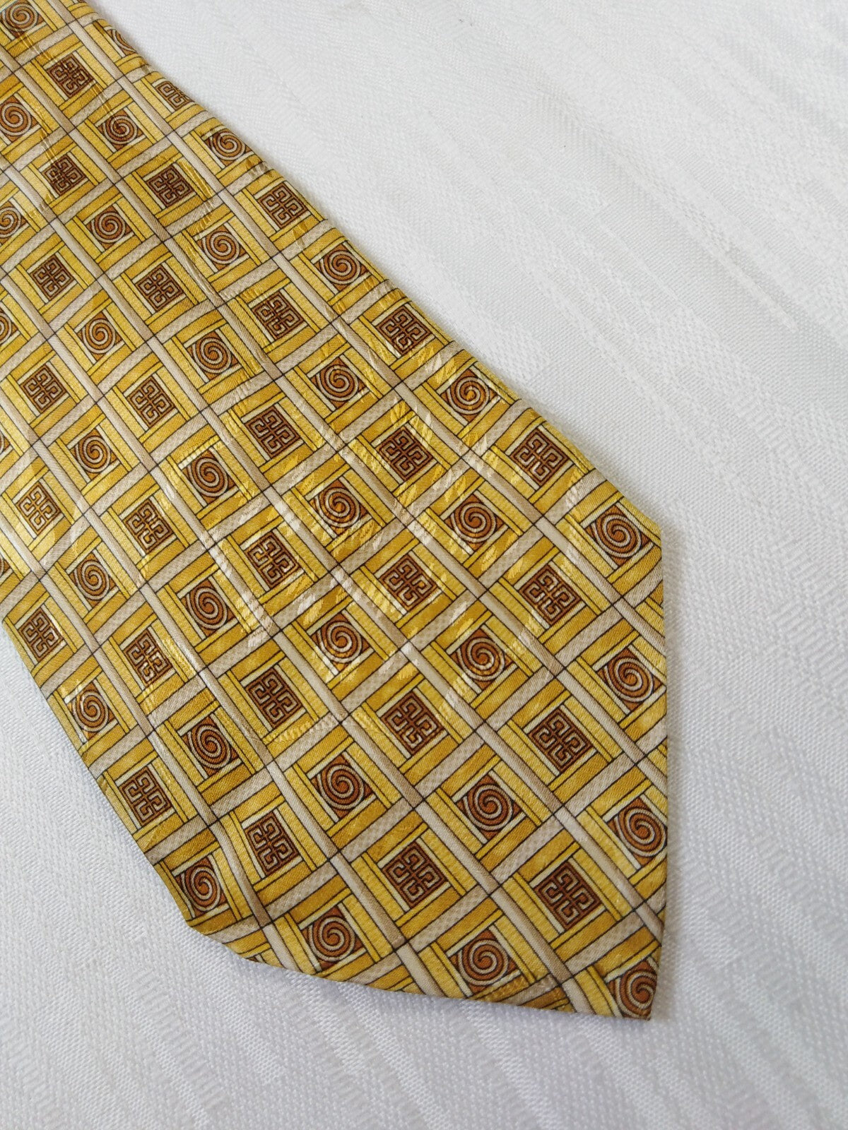 GIVENCHY 100% SILK TIE SETA CRAVATTA NECKTIE MADE IN ITALY CLASSIC