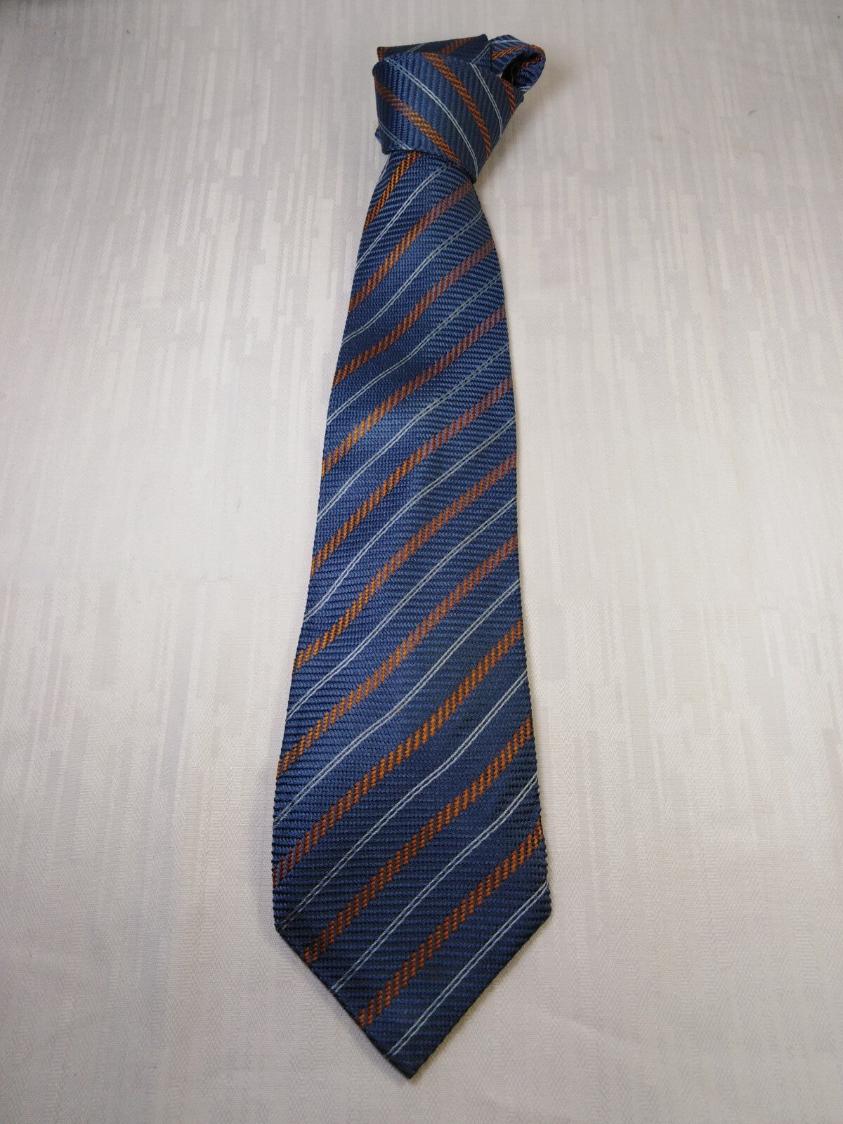 VOGUE 100% SILK TIE SETA CRAVATTA NECKTIE ITALY VINTAGE SELF TIPPED